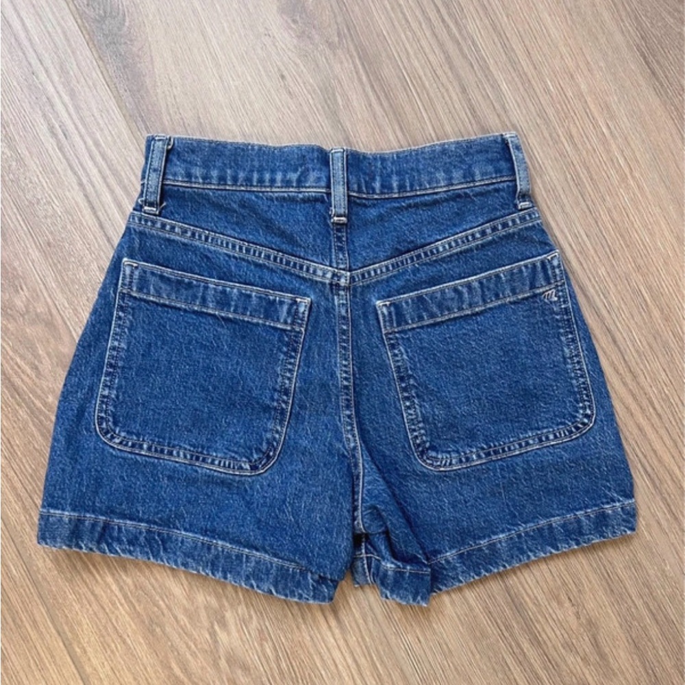 High Rise Sailor Shorts - Picture 2 of 3